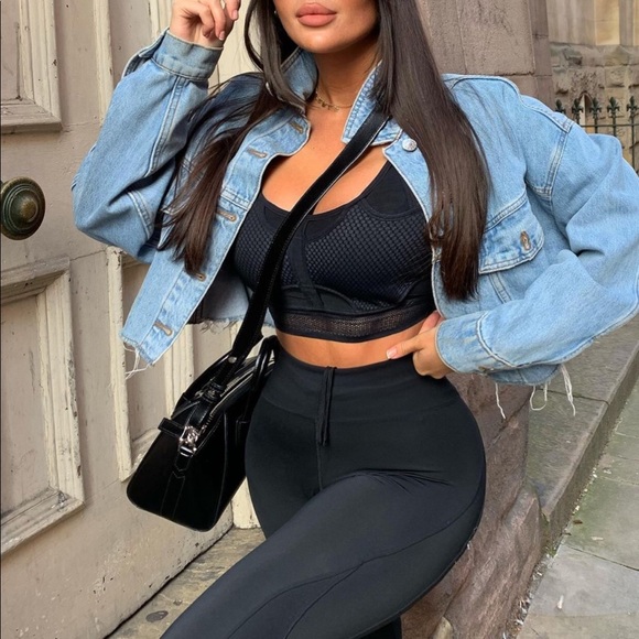 Zara Cropped Denim Jacket - Picture 4 of 15